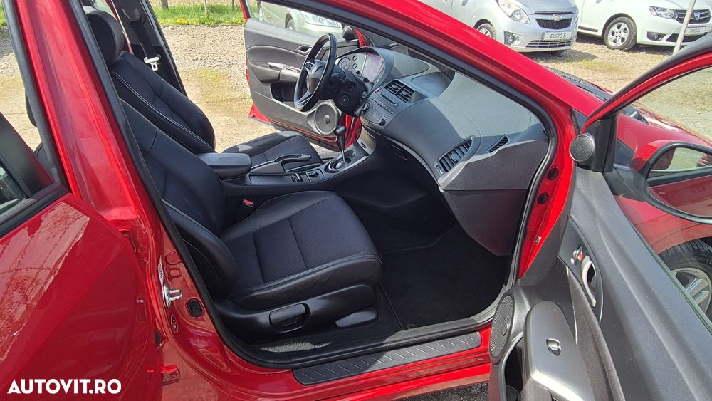 Honda Civic 1.8i-VTEC Sport - 9