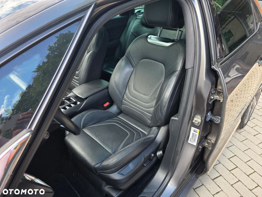 DS Automobiles DS 5 - 10