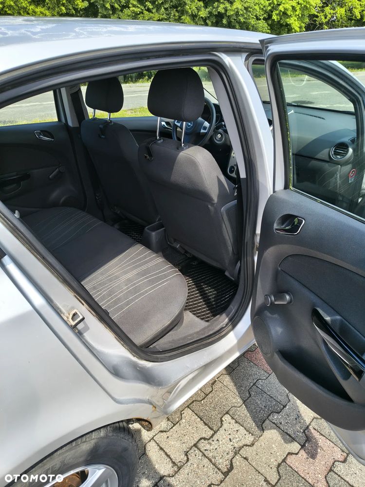 Opel Corsa 1.3 CDTI Enjoy - 19