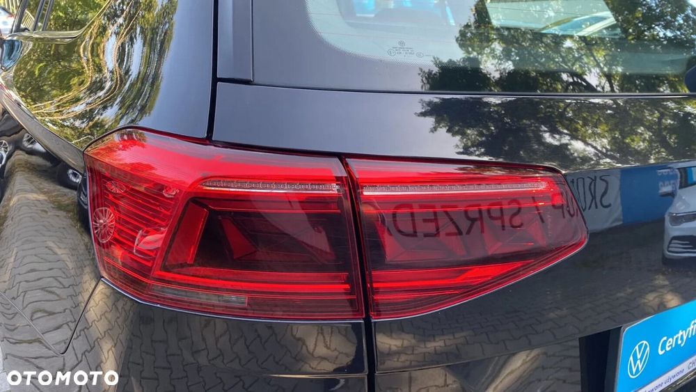Volkswagen Passat - 14
