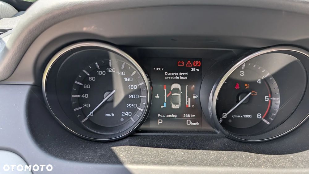 Land Rover Discovery Sport - 11