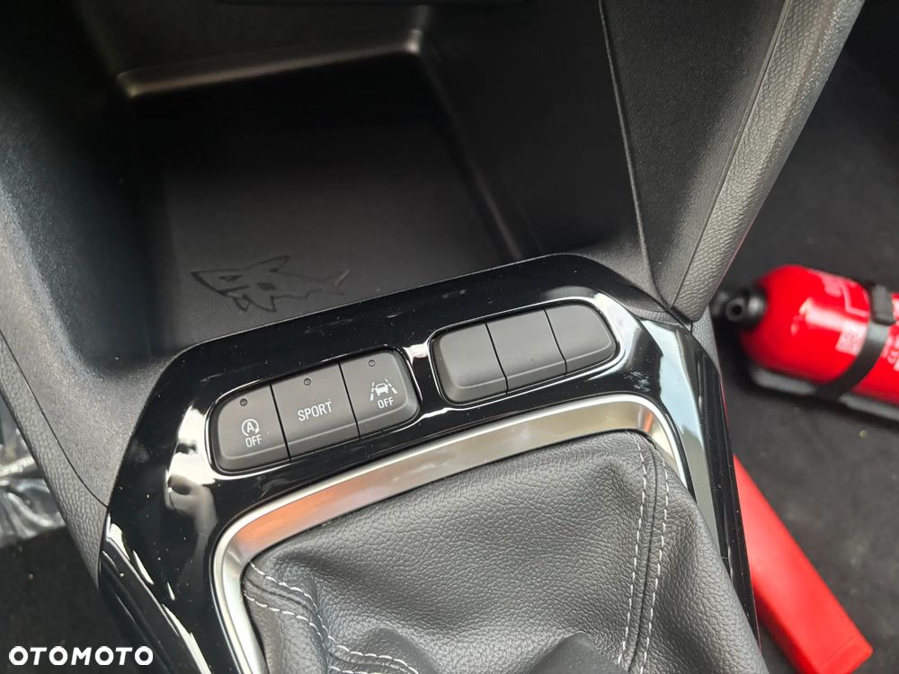 Opel Corsa 1.2 GS S&S - 14