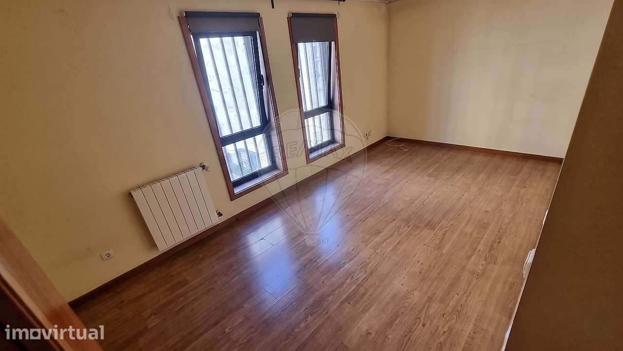 Apartamento T2 para venda - Grande imagem: 2/11