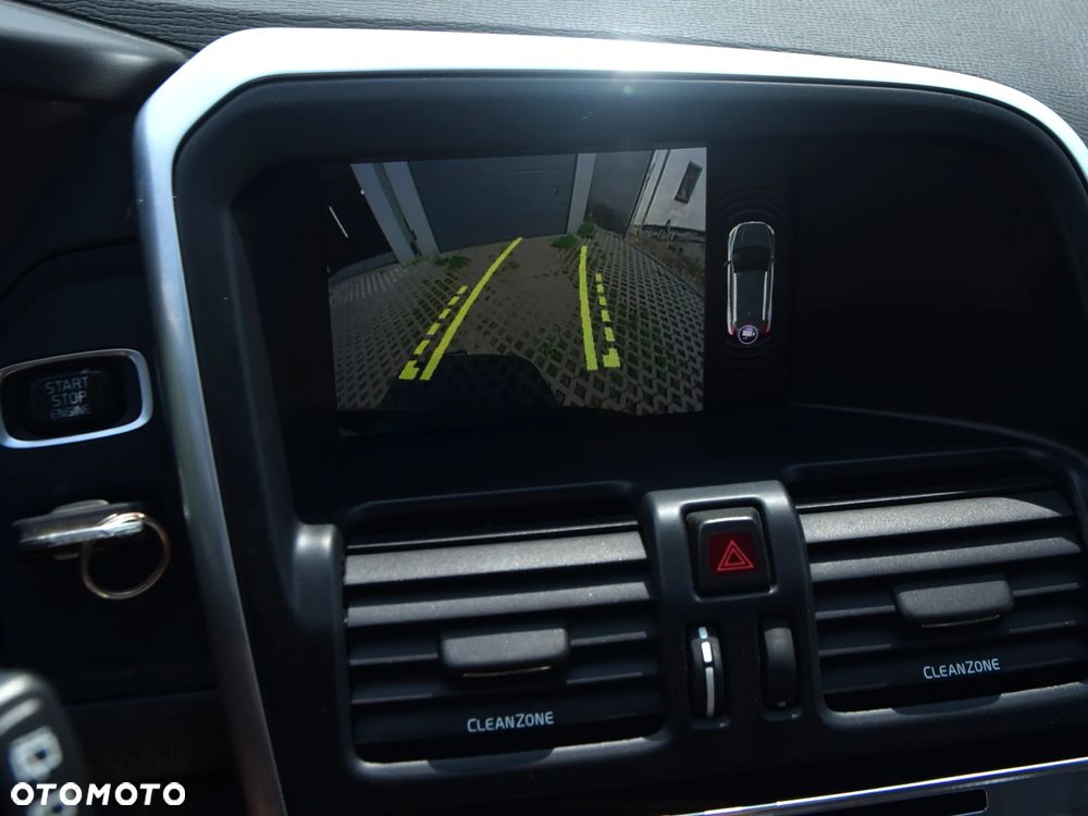 Volvo XC 60 D4 SCR AWD Inscription - 23