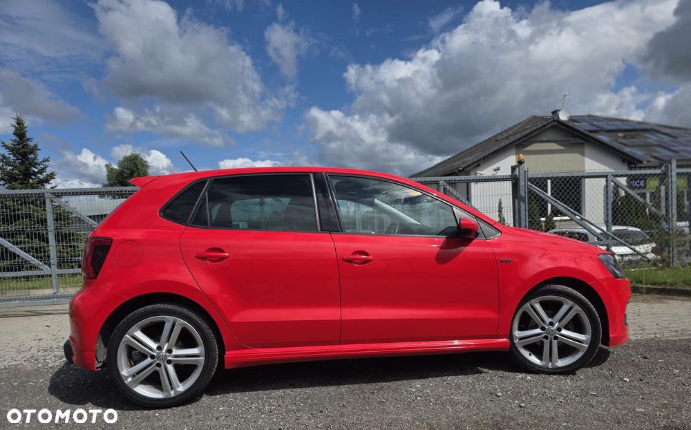 Volkswagen Polo 1.2 TSI Blue Motion Technology Lounge - 26