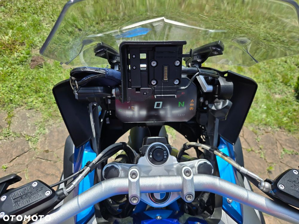 BMW R - 19