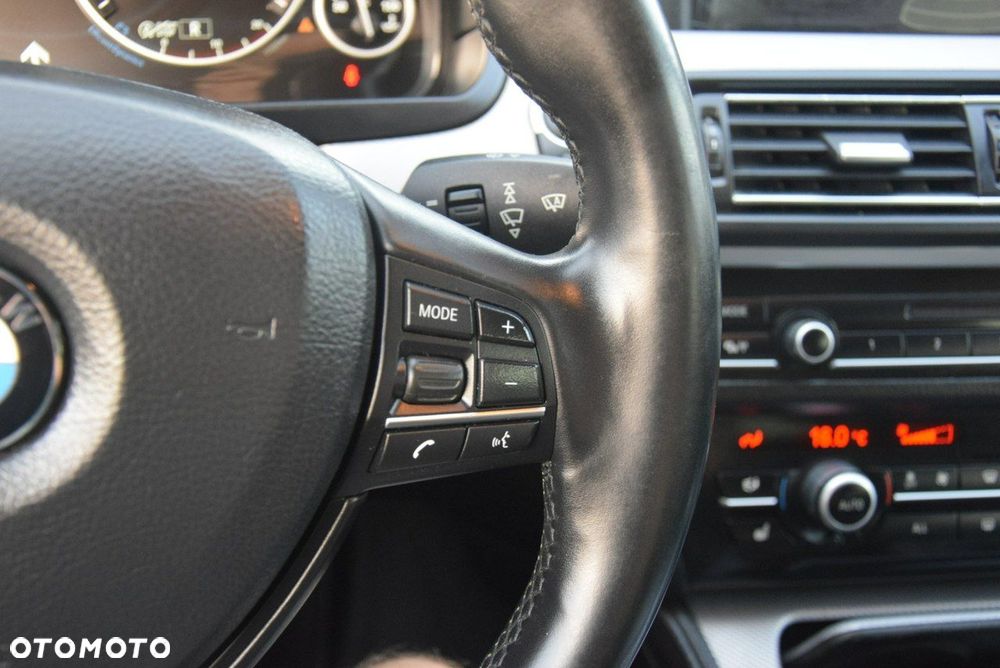 BMW Seria 5 - 38
