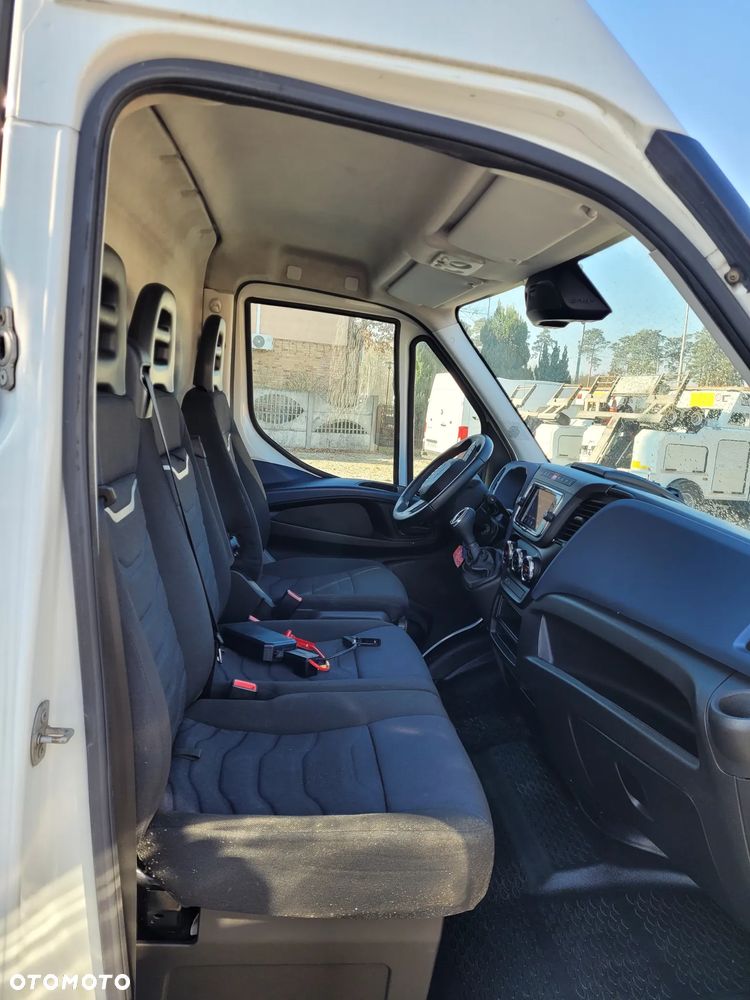 Iveco 35s18 - 15