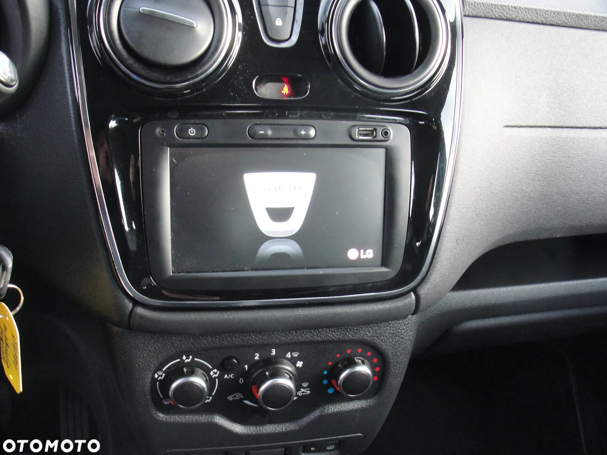 Dacia Dokker TCe 130 GPF Stepway Plus - 13