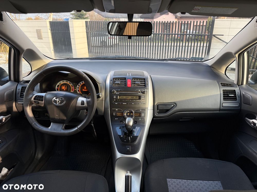 Toyota Auris 1.6 Premium MM - 10