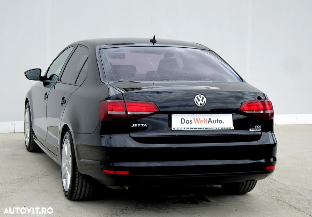 Volkswagen Jetta 2.0 TDI Comfortline - 14