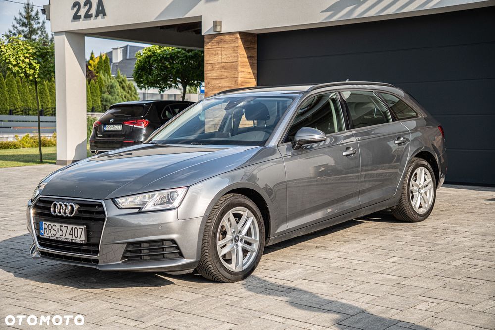 Audi A4 Avant 2.0 TDI S tronic - 23
