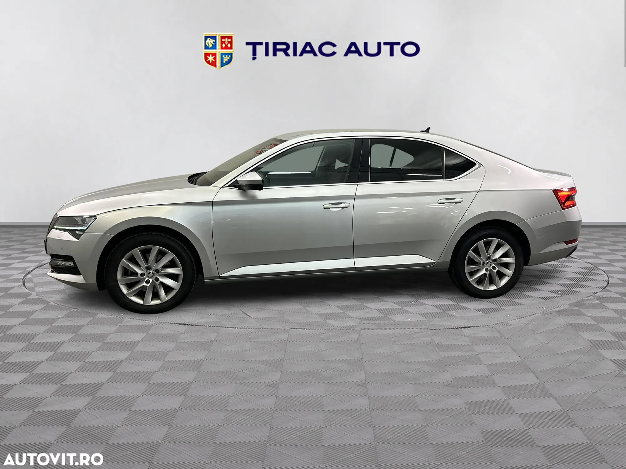 Skoda Superb - 2