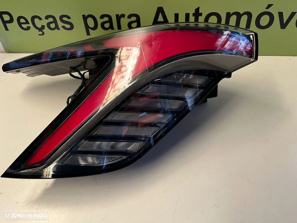 MG 4 EV FAROLIM ESQUERDO - FT479 - 2