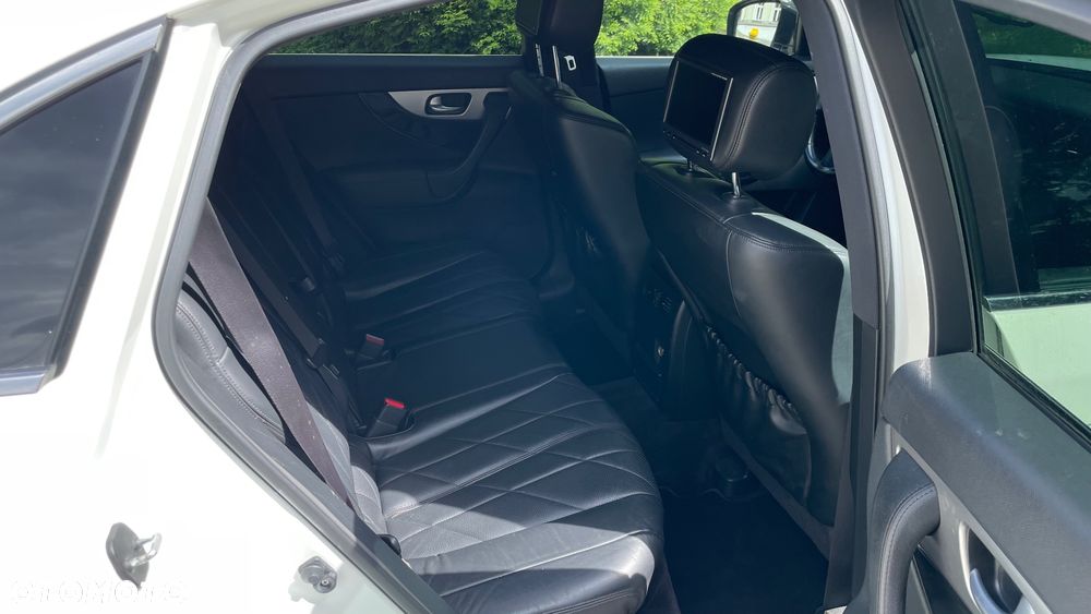 Infiniti FX FX30d GT Premium - 11