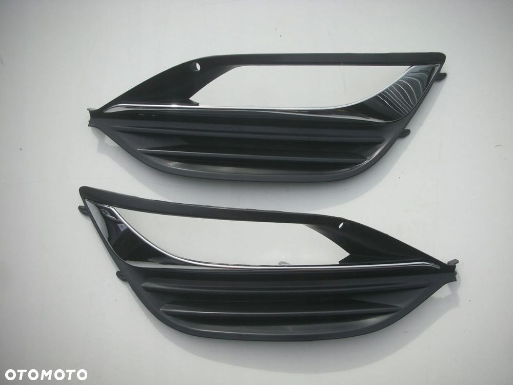 KRATKA PRAWA HALOGEN PRZÓD OPEL INSIGNIA B 2017-2020 RAMKA - 3