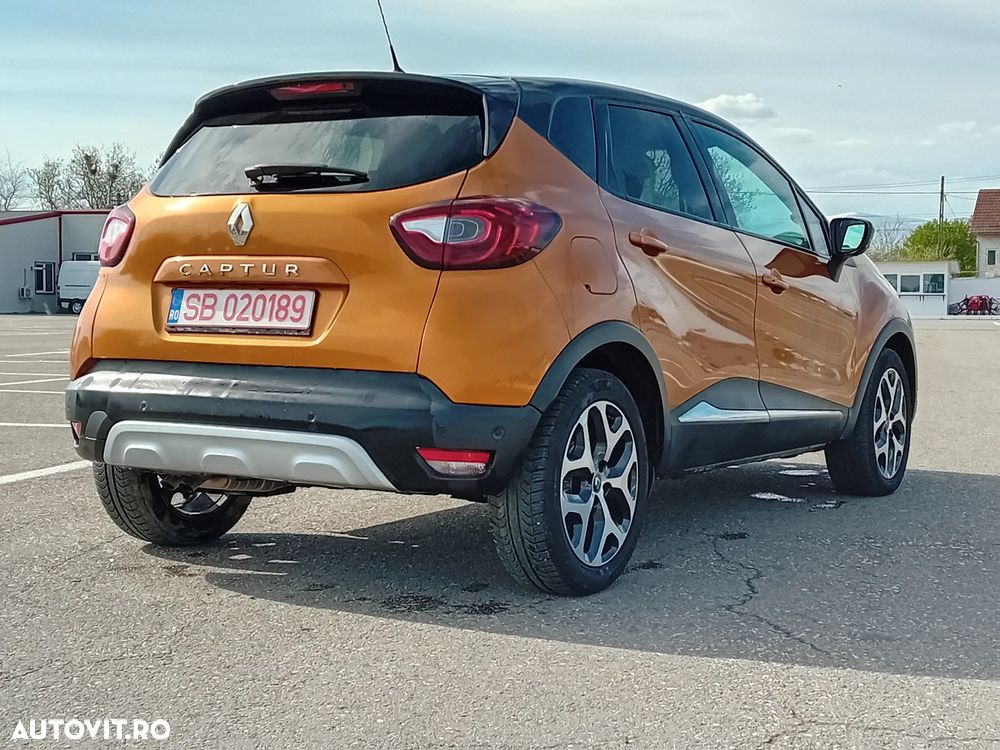 Renault Captur TCe 150 EDC GPF BOSE EDITION - 4