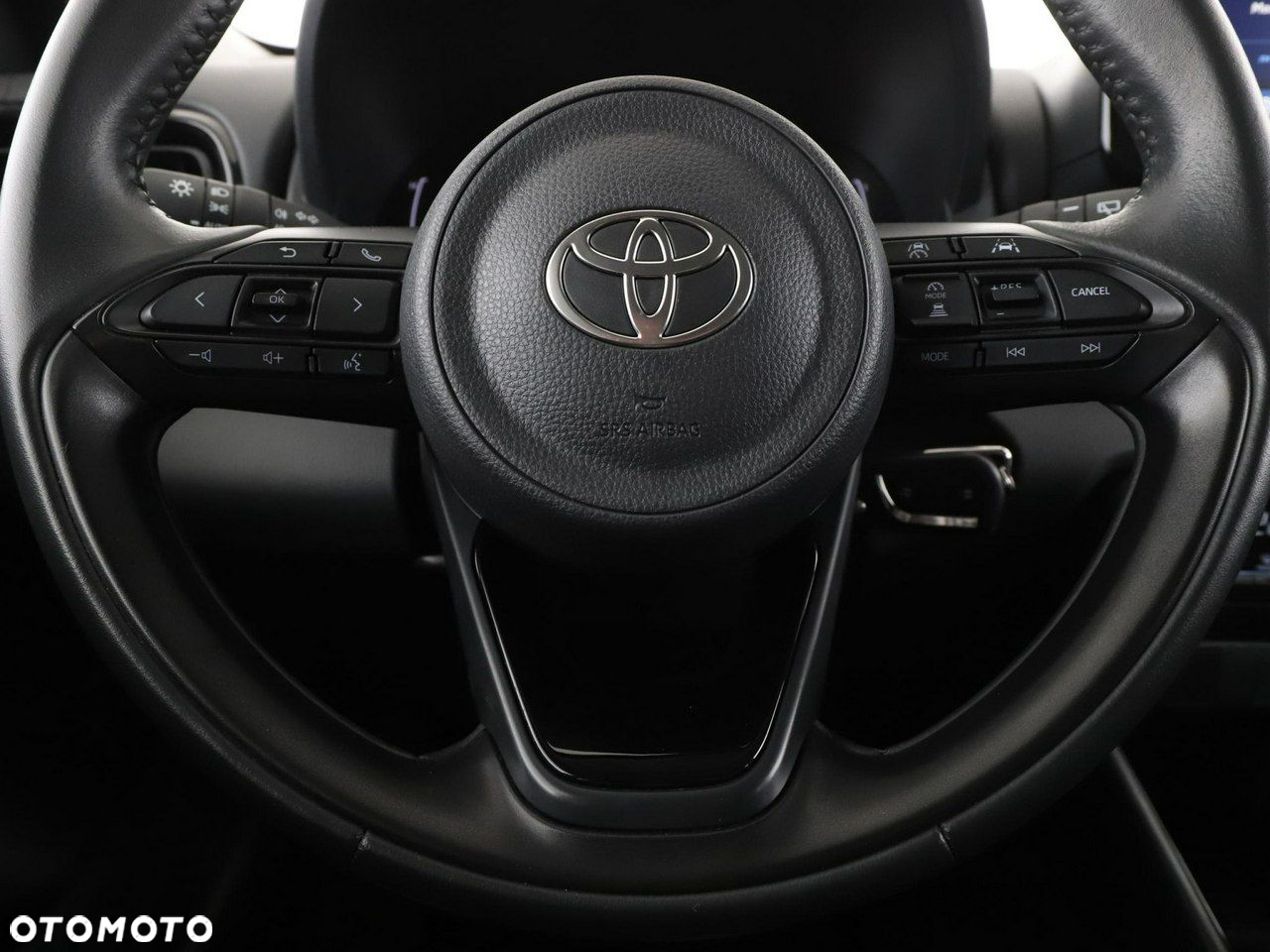 Toyota Yaris Hybrid 1.5 Style - 21