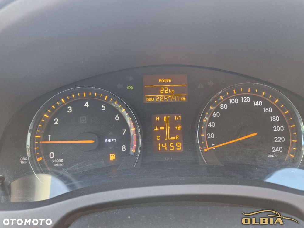 Toyota Avensis - 25