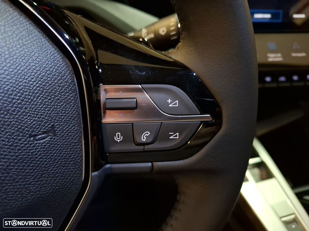 Peugeot 308 SW 1.6 Hybrid Allure e-DCS7 - 17