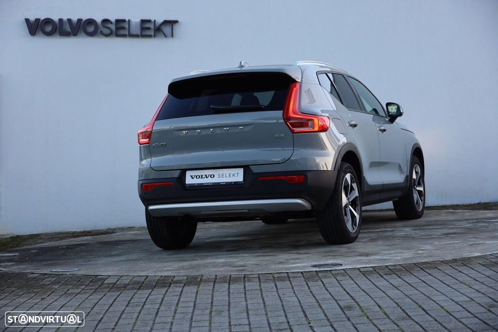 Volvo XC 40 2.0 B3 Core - 32