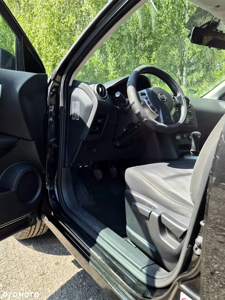 Nissan Qashqai - 12