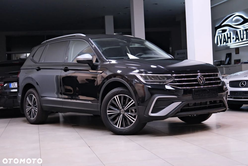 Volkswagen Tiguan - 2