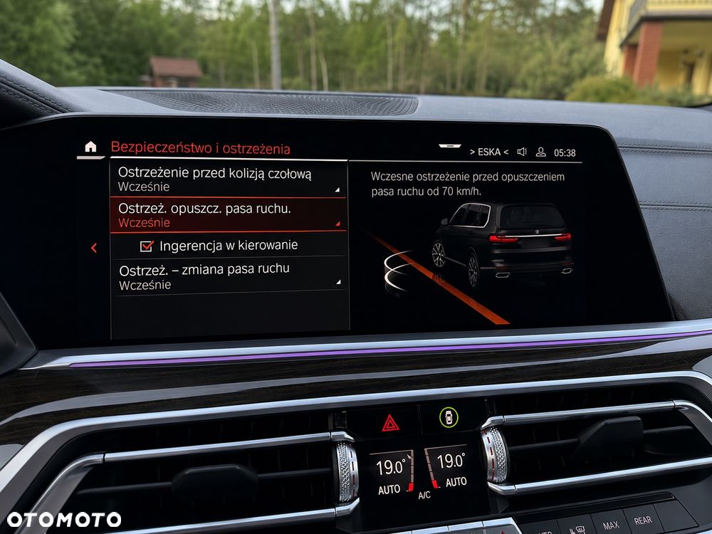 BMW X7 xDrive30d - 32