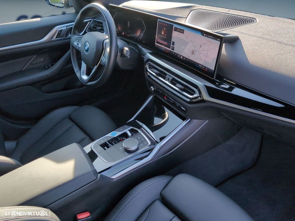 BMW i4 eDrive40 - 18