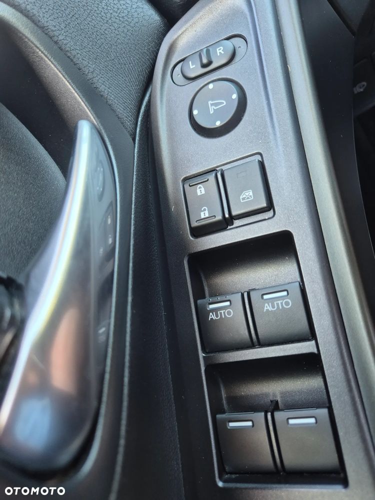 Honda Civic 1.4 i-VTEC Comfort - 28