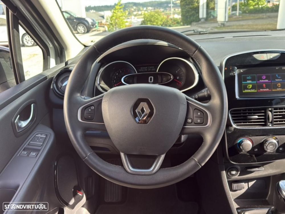 Renault Clio Sport Tourer 0.9 TCe Limited - 17