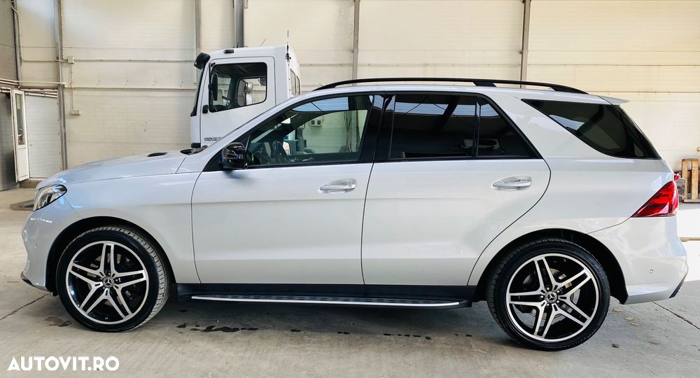 Mercedes-Benz GLE 350 d 4MATIC 9G-TRONIC AMG Line - 7