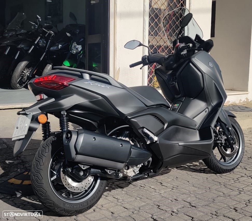 Yamaha X-Max 300 - 10