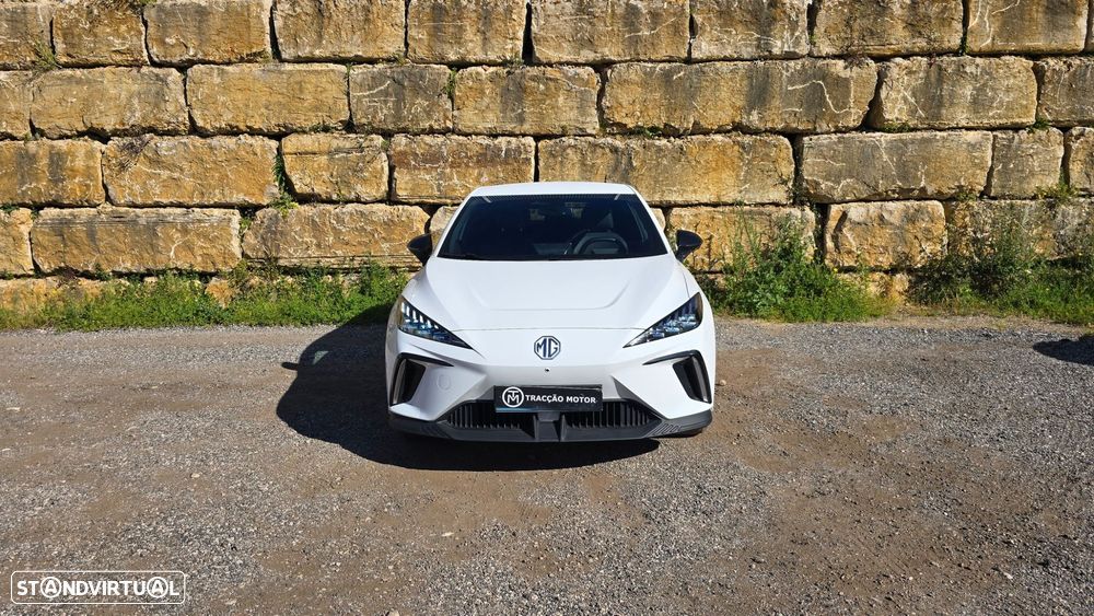 MG MG4 64 kWh Luxury - 5