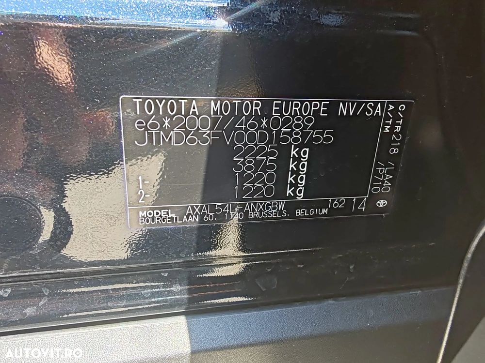 Toyota RAV4 2.5 VVT-iE 4x4 Luxury Premium - 24