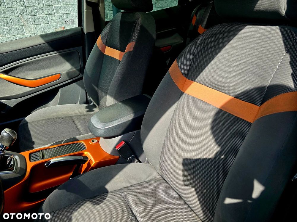 Ford Kuga 2.0 TDCi Titanium - 11