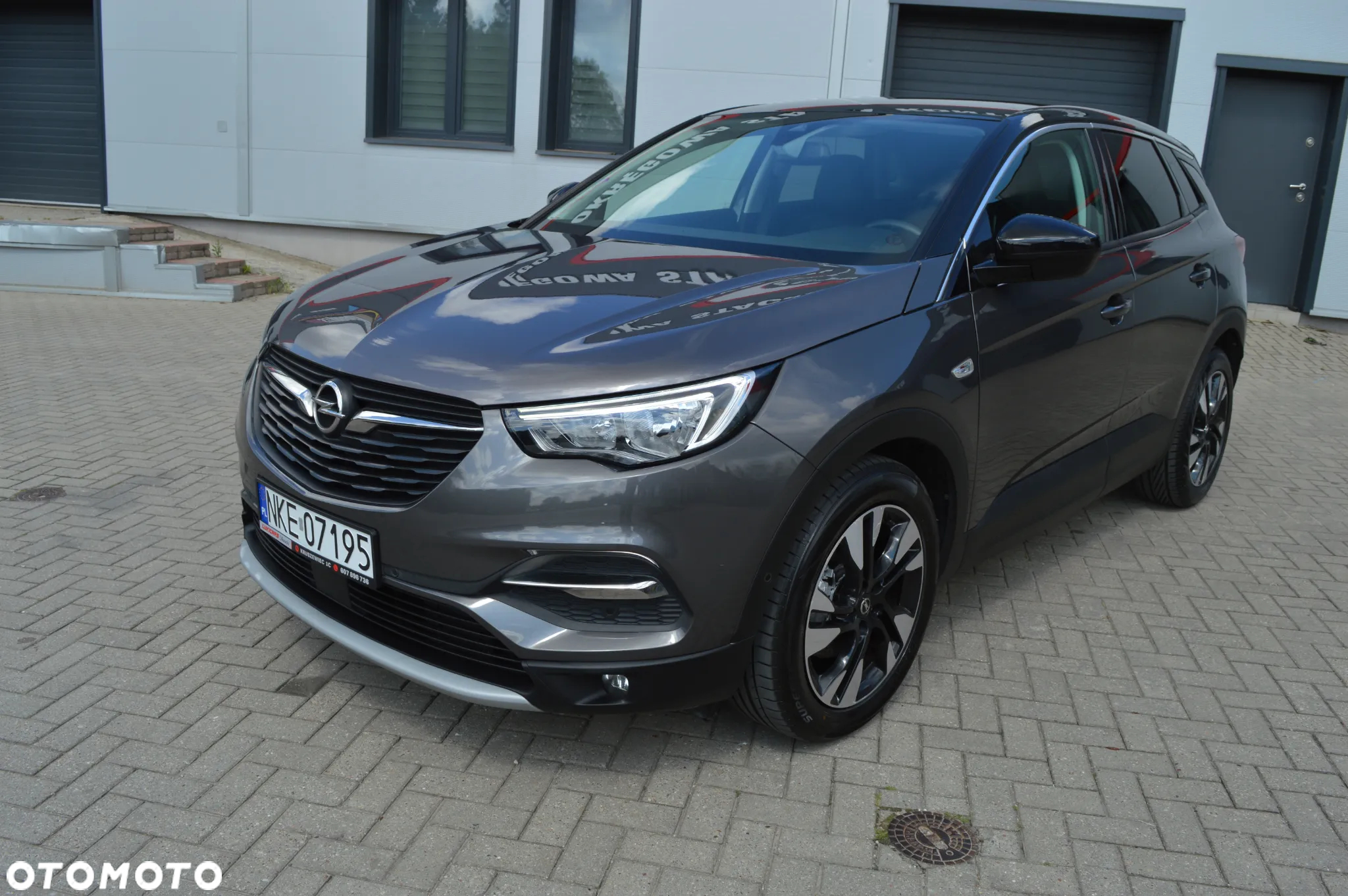 Opel Grandland X 1.2 Start/Stop Business INNOVATION - 4