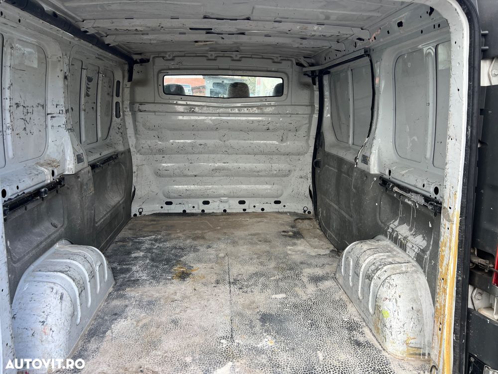 Opel Vivaro - 7