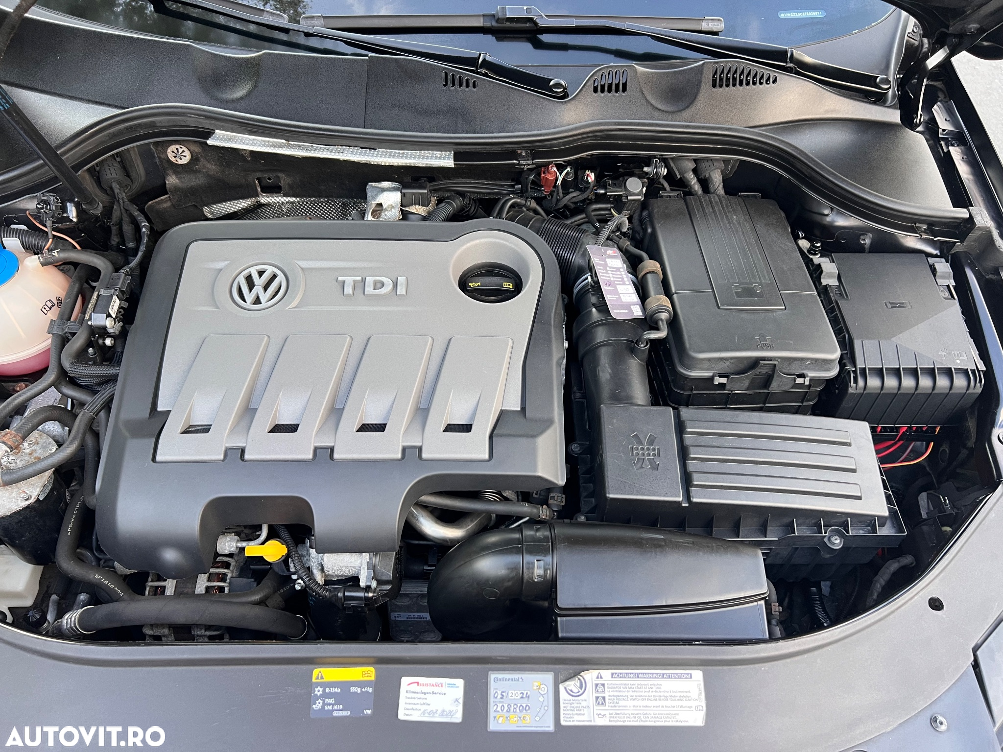 Volkswagen Passat Variant 2.0 TDI Blue TDI DSG Highline - 11