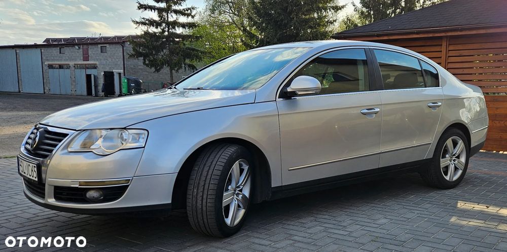 Volkswagen Passat 1.9 TDI Comfortline Family - 2