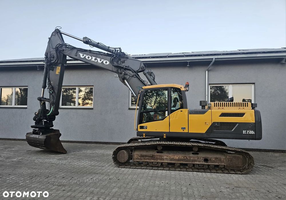 Volvo EC250 DL - 6