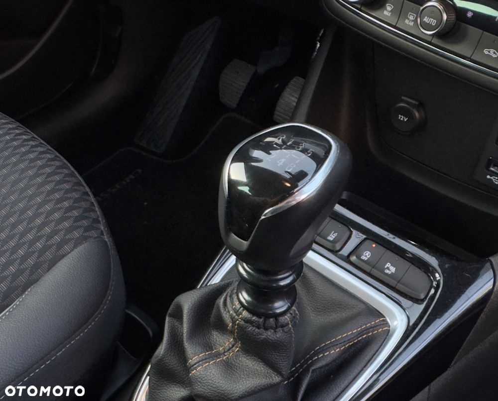 Opel Crossland X 1.6 Start/Stop Ultimate - 32