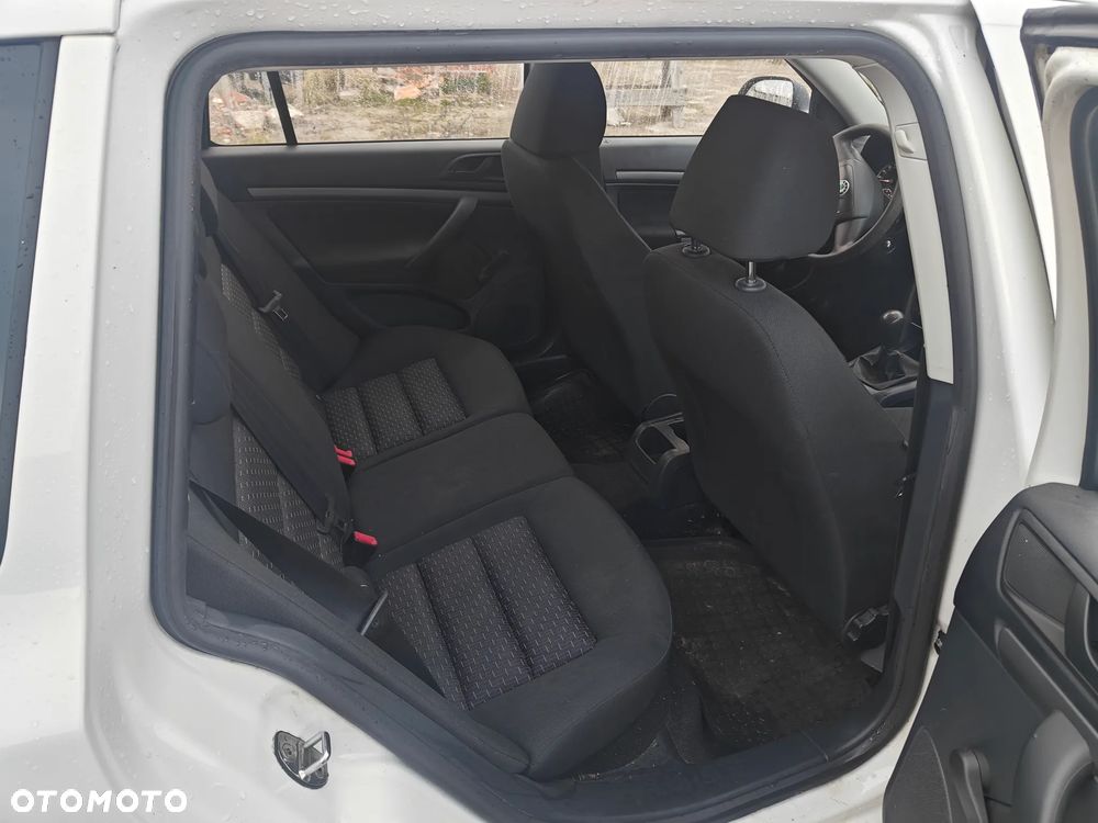 Skoda Octavia 1.6 TDI DPF Ambition - 21