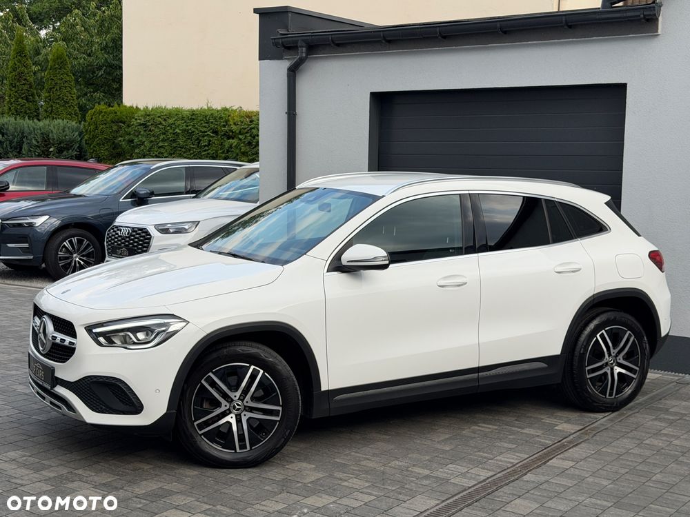 Mercedes-Benz GLA 220 d Progressive - 20
