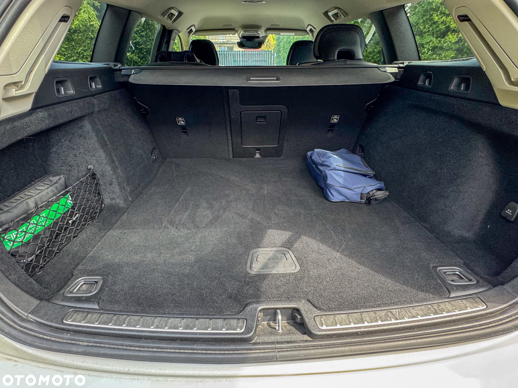Volvo V60 B5 B R-Design - 14