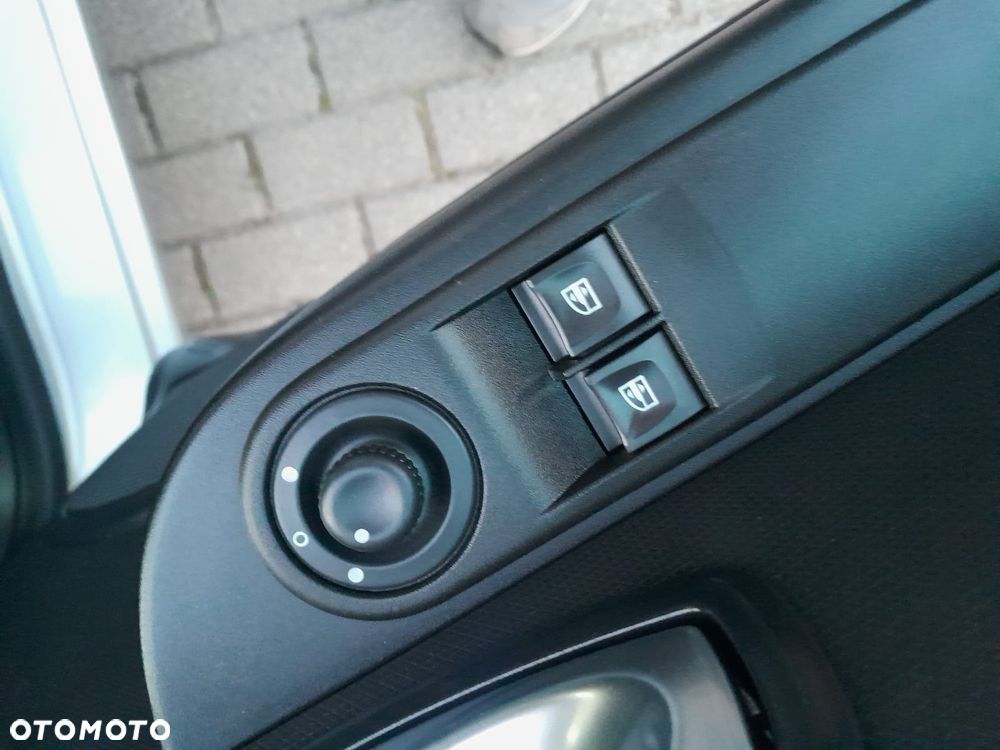 Renault Clio 1.2 TCe Alize EDC - 11