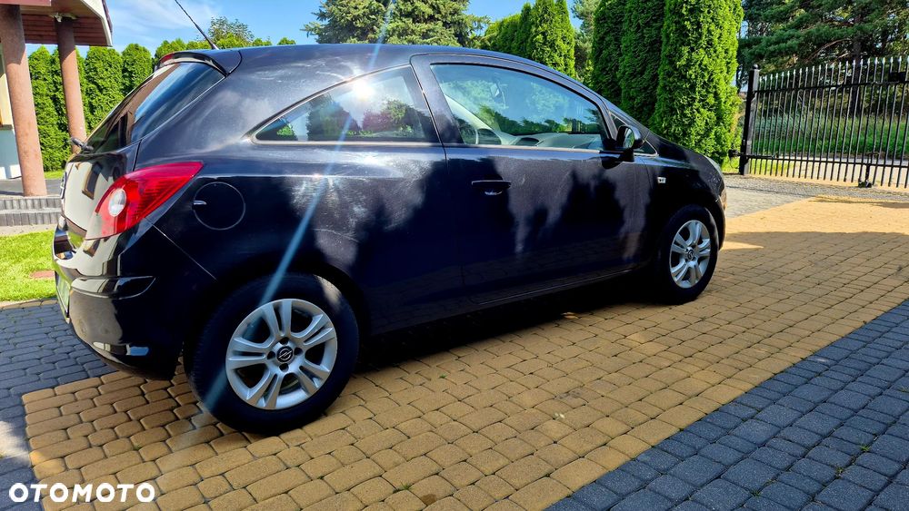 Opel Corsa 1.4 16V Energy - 19