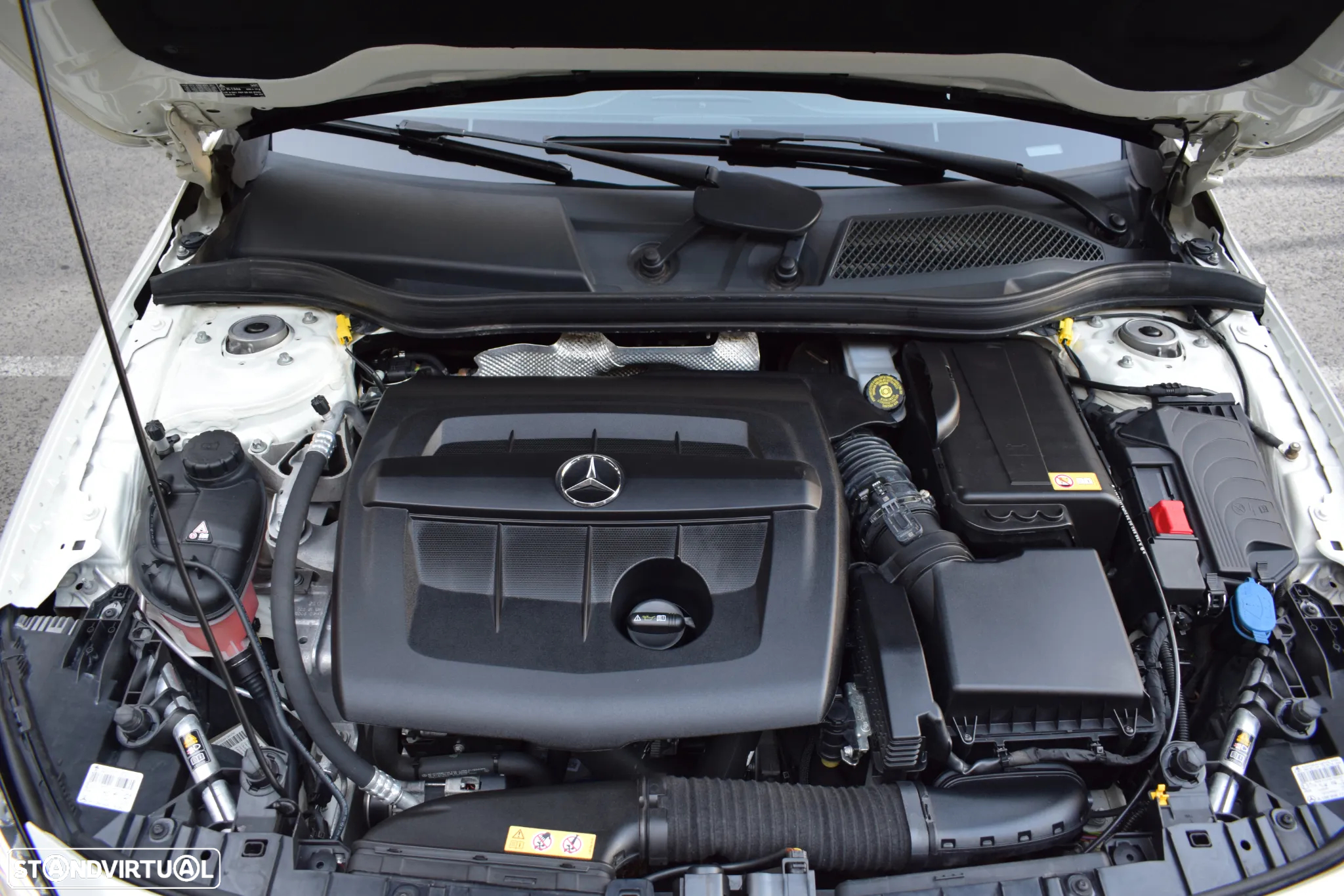 Mercedes-Benz GLA 180 CDi Urban - 18