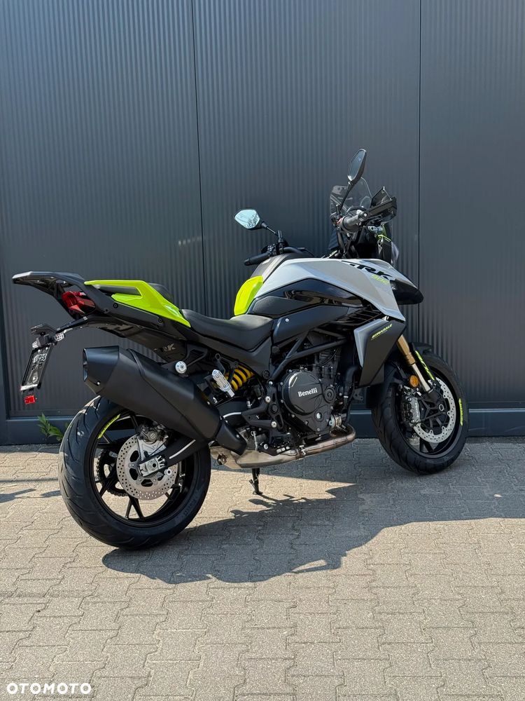Benelli Inny - 3