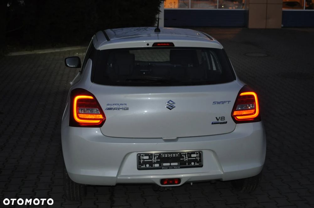 Suzuki Swift 1.2 SHVS Premium Plus - 6